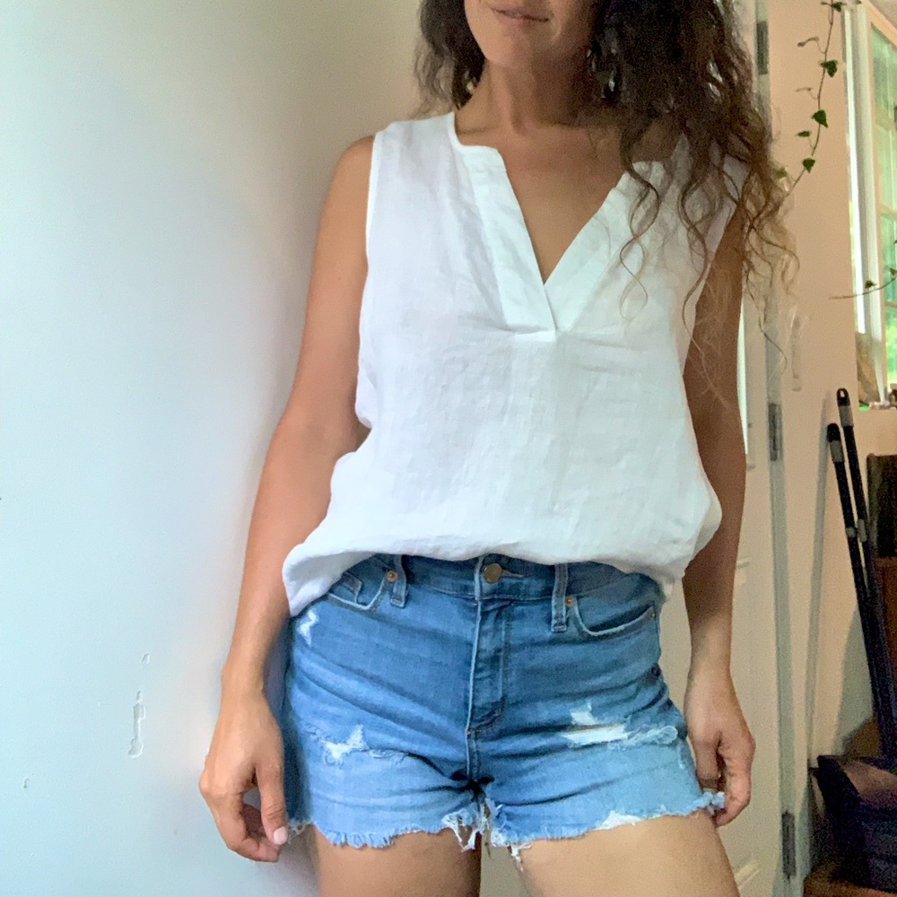100% white linen top